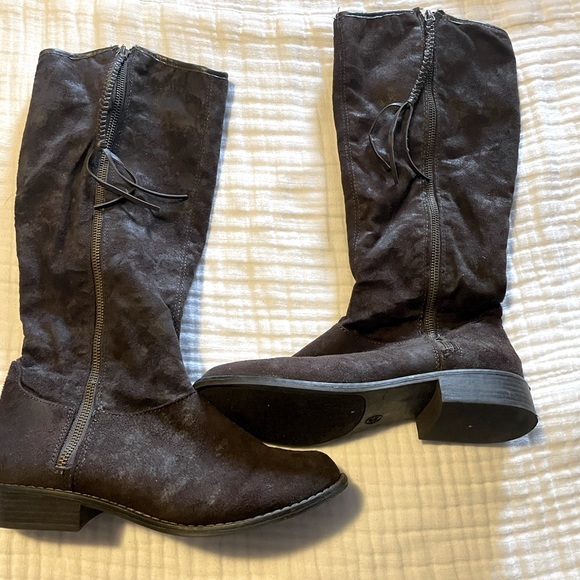 Womens boots size 8.5 - Picture 1 of 1